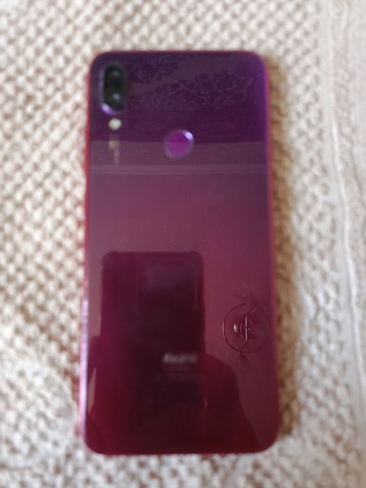 Телефон Redmi Note 7