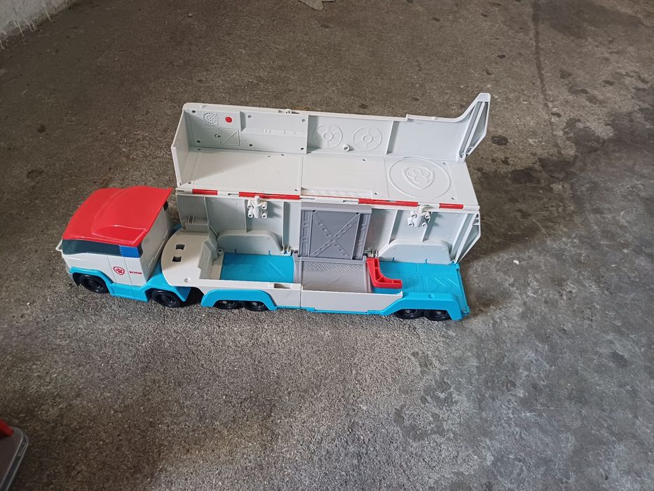 Transportes patrulha pata