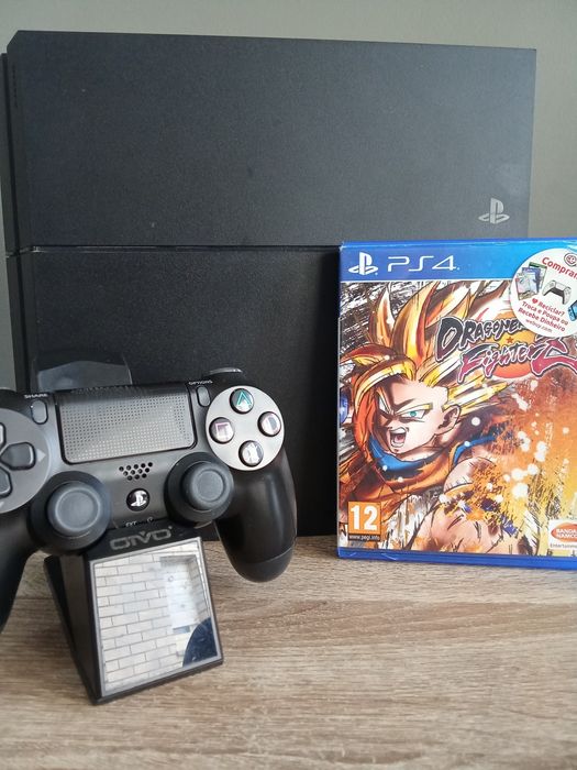 Pack Imperdível PS4 Usado - Consola, Comando e Jogo Dragon Ball Fighte