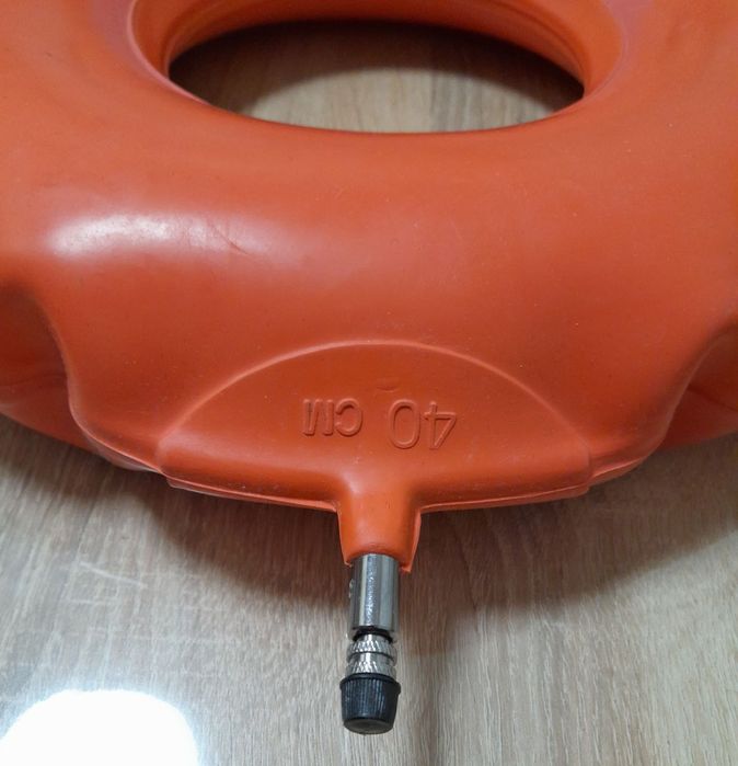 Підгузники та пелюшки для дорослих