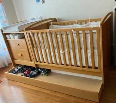 Berço transformável/evolutivo