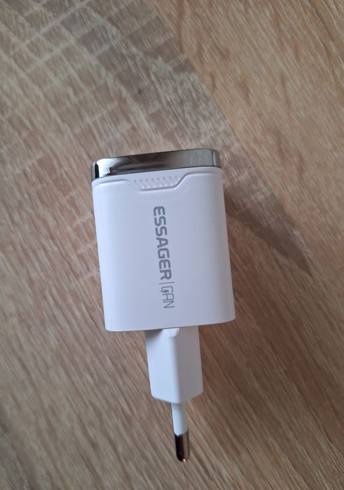 Павербанки швидка зарядка Baseus 22,5W та Essager 65W; 33W; 320W