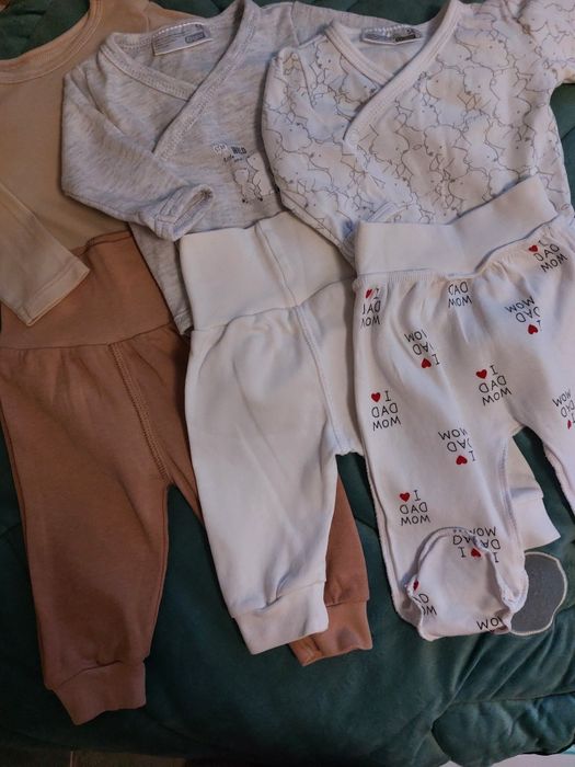 Одяг для малюка боді та штанці