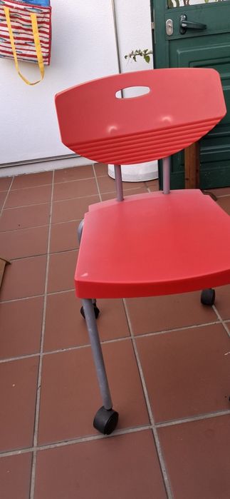 Cadeira plastico secretária criança