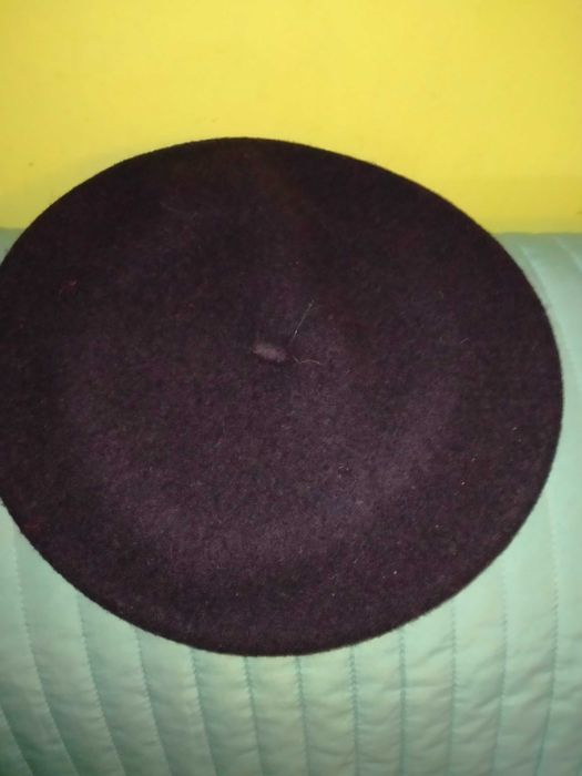Beret wełna jak nowy