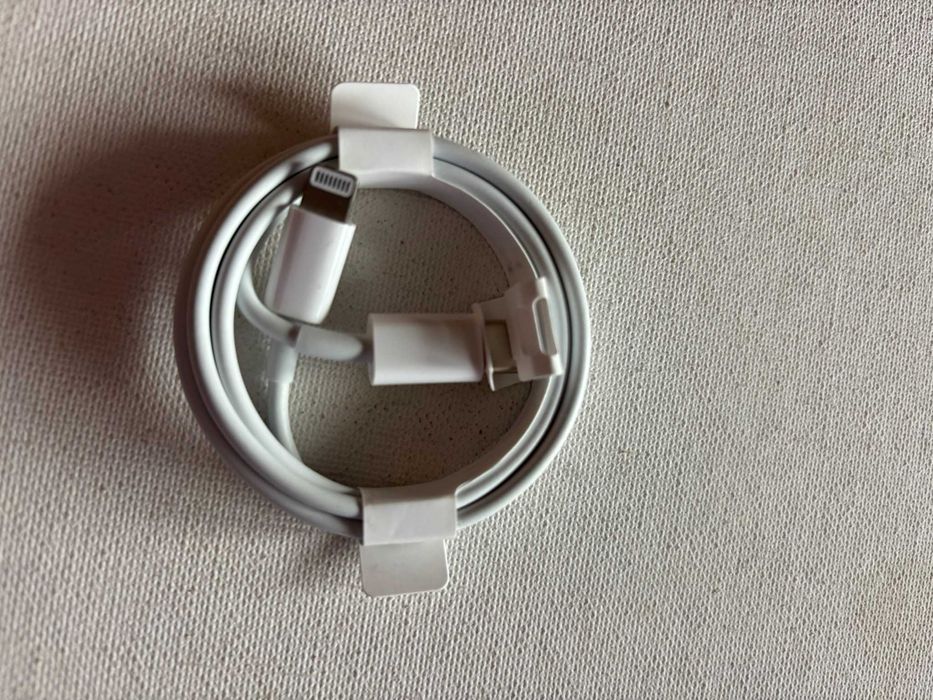 USB-C to Lightning Cable (1 m) – Original Apple64586286165891123