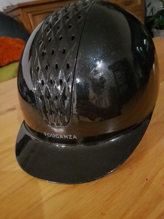 Kask Fouganza do jazdy konnej