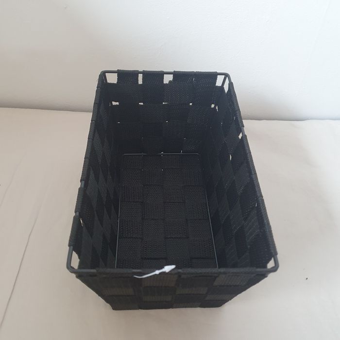 Czarny koszyczek tekstylny(12 cm)