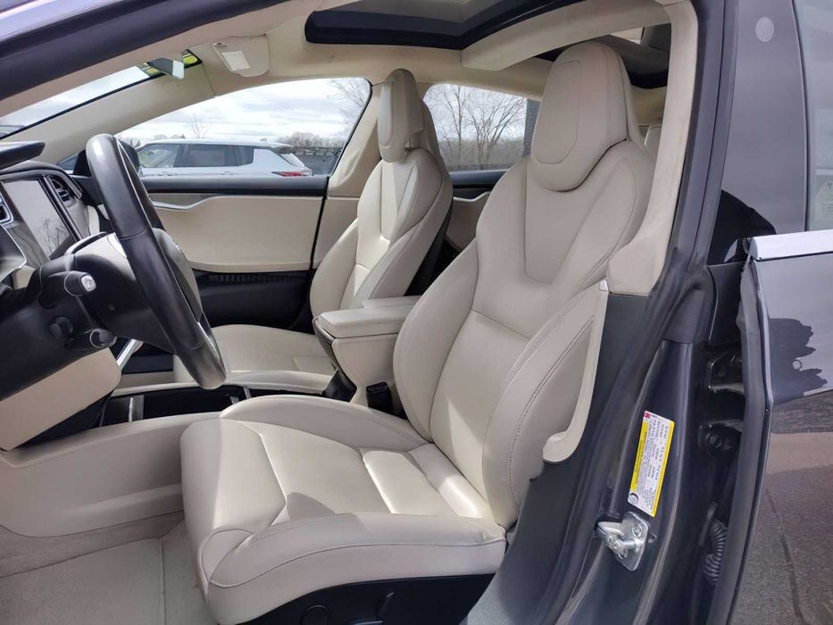 Tesla Model S 100D      2017