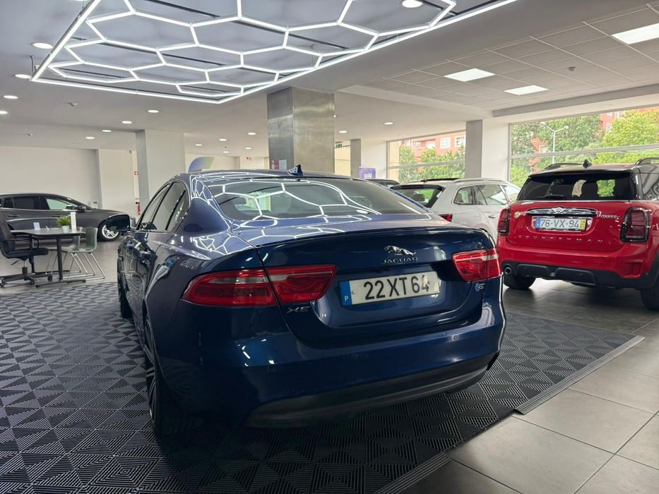 Jaguar XE 2.0 D R-Sport Aut.