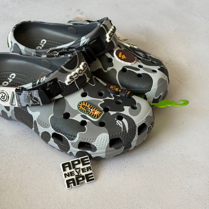 Сабо Crocs x A Bathing Ape (BAPE) Крокси