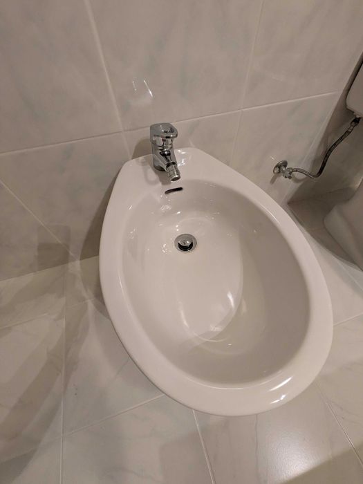 Conjunto de Louças de Casa de Banho (Sanita + Bidé)
