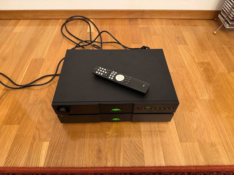 Wzmacniacz z zasilaczem NAIM NAIT XS2 + FLATCAP XS