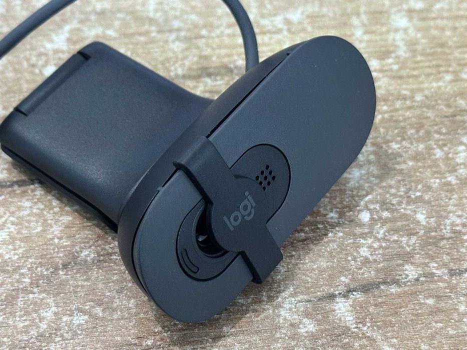 Kamera Logitech BRIO 100 Kartonik
