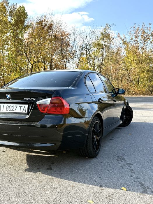 Продам BMW 3 E90 2007р
