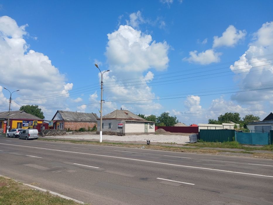 Земельний участок