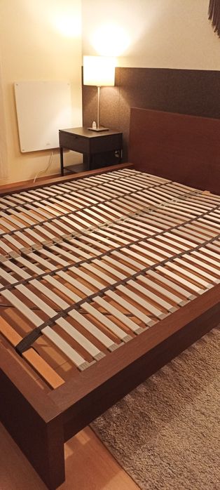 Cama de casal Malm IKEA (160x200cm)