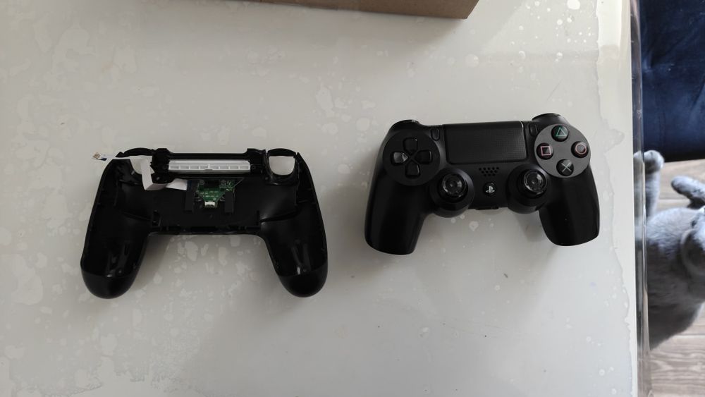 Dualshock 4 v1 на запчастини або відновлення  оригінальний