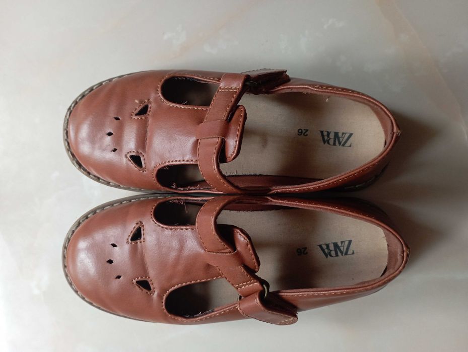 Buty Zara baleriny brązowe 26