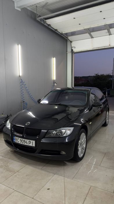 Продам бмв е90 2005 р.