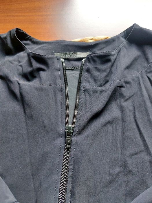 Żakiet czarny na zamek