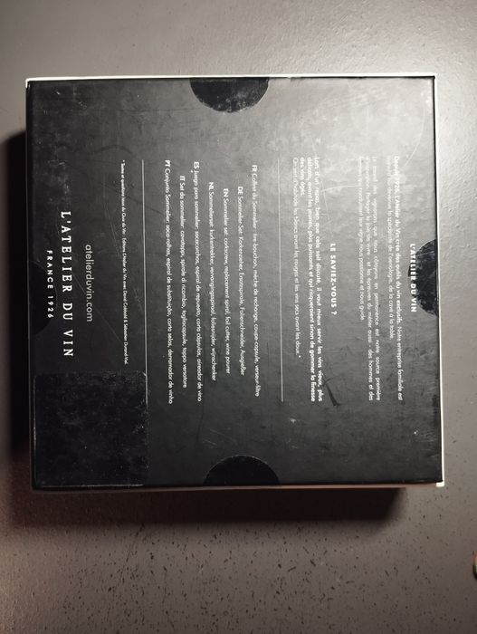 Zestaw akcesoriów do wina