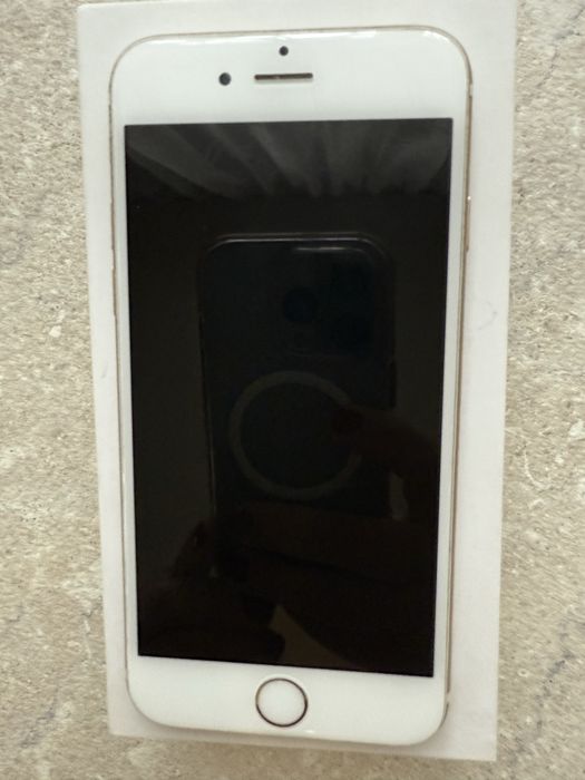 iPhone 6 64GB Gold — Ідеальна класика ! З коробкою. Без зарядки