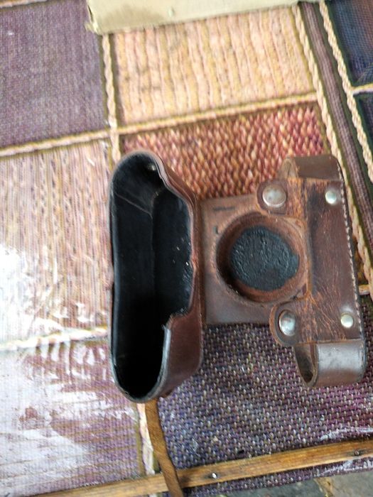 Продам кожаный чехол от фотоаппарата