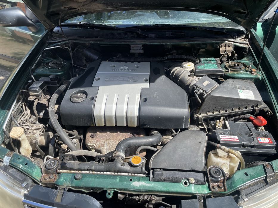 Mitsubishi Carisma 2002р