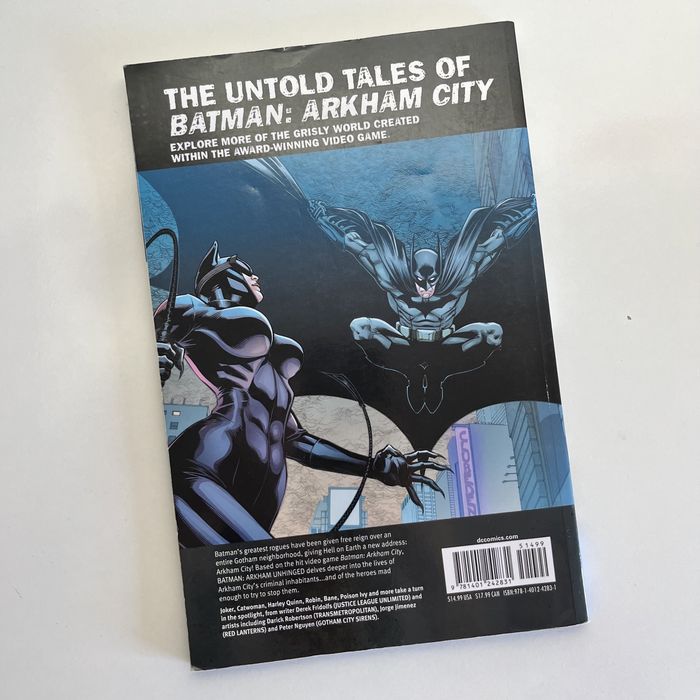 Batman: Arkham Unhinged Vol. 2 inglês Livro Banda Desenhada