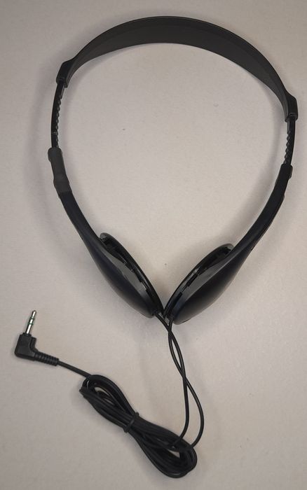 Наушники от кассетного плеера Sony MDR-023.