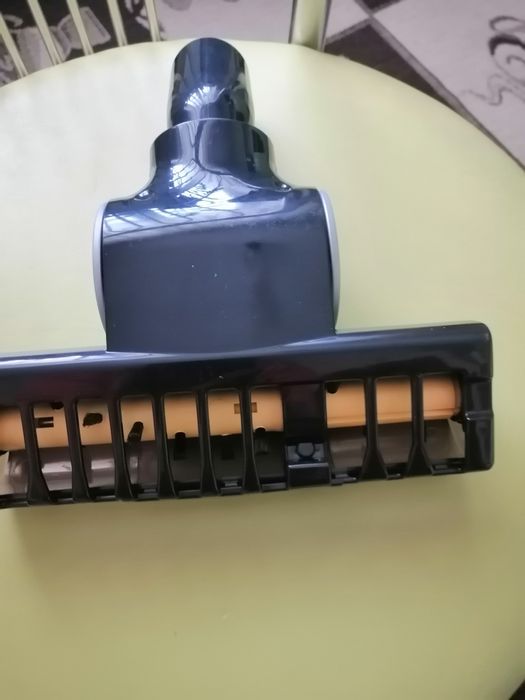 Продам турбощетки на пылесосс