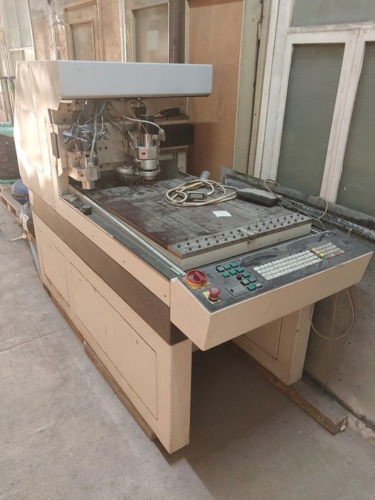 Frezarka CNC granit 60 000 obrotów