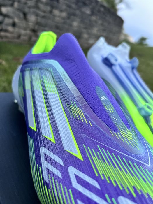 Footabll Boots  Adidas F50