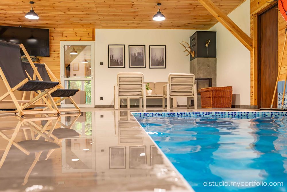 Domek z ciepłym ( 32'c) basenem w zimie