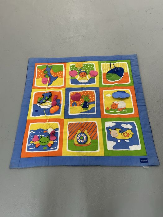 Saltador de porta para bebé e tapete educativo