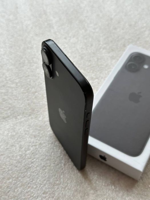 Продам IPhone 16 Plus 128 Neverlock