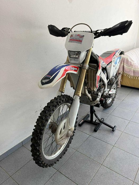 Honda crf 250x matrículada