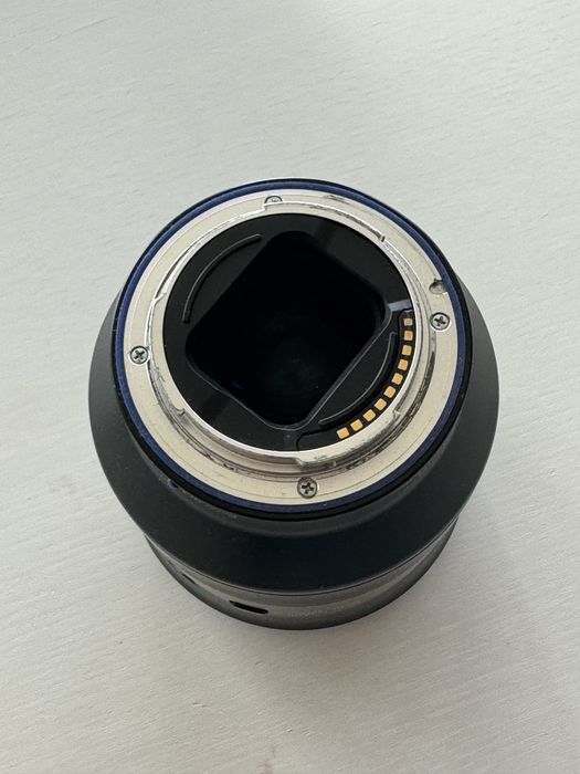 Zeiss Batis 40mm (Sony E-Mount)