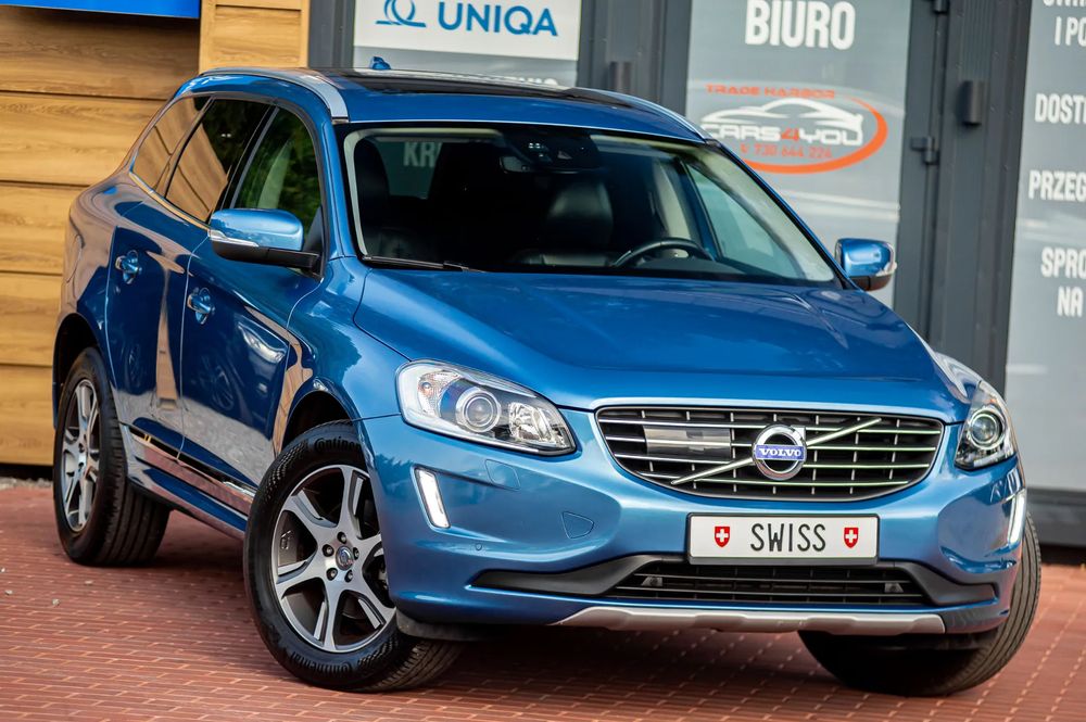 Volvo XC 60 D4 AWD Geartronic Momentum
