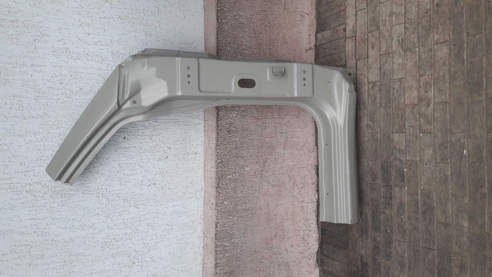 MITSUBISHI Pajero Sport 2010 центальная стойка и передний порог правая