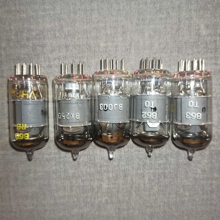 Zestaw lamp elektronowych EF 806S - 5 szt.