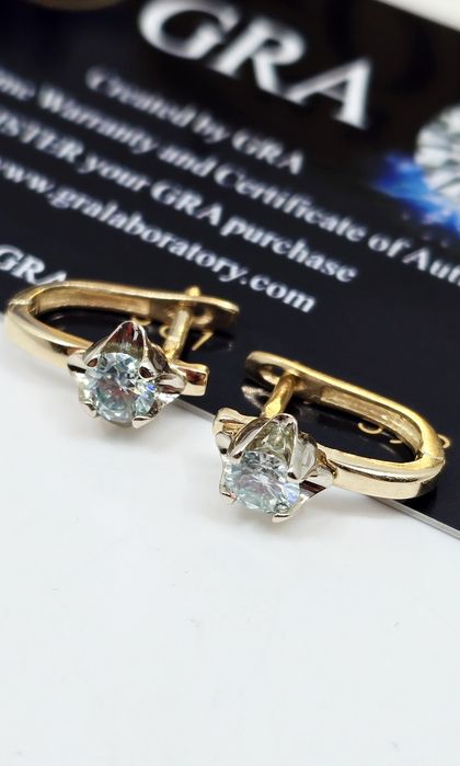 Złote kolczyki próba 585 14k kamień Blue Moissanite Średnica 5 mm