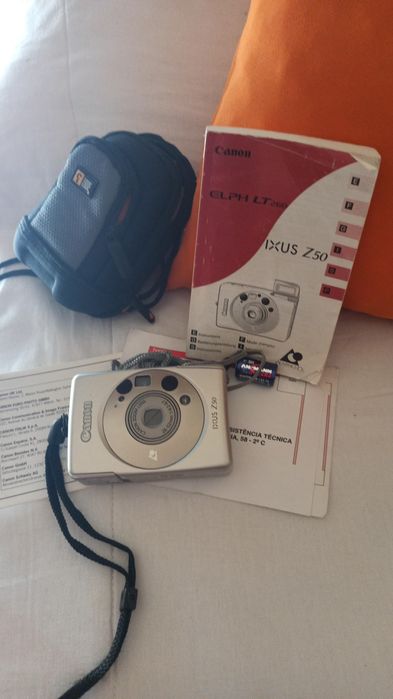 Camera with Bag64729945848194120