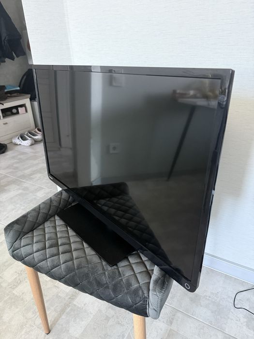 Телевізор Toshiba Модель: 32E2533D