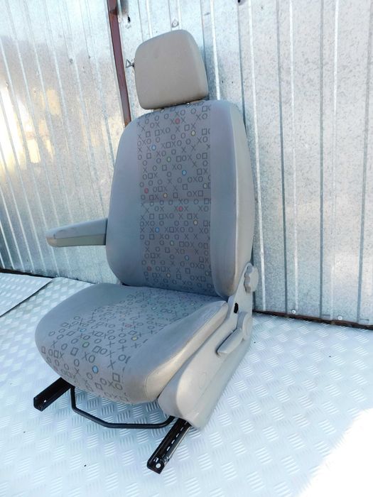 Sprinter 906 VW Crafter fotel kierowcy z podłokietnikiem siedzisko