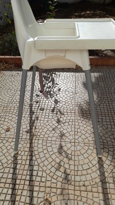 Cadeira de bebé para comer - bom estado a ótimo preço!