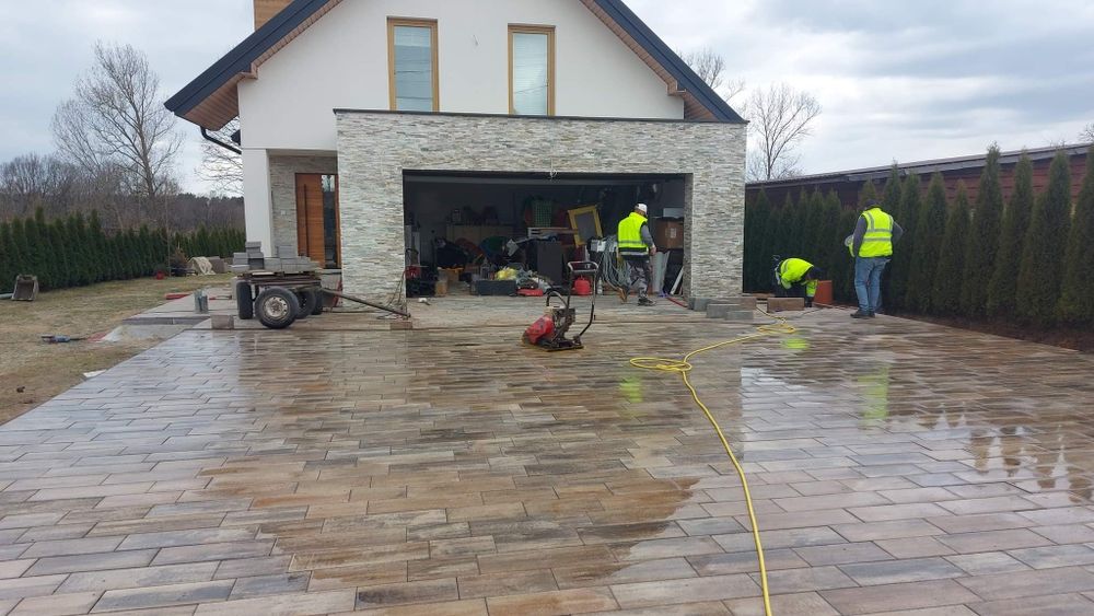 Układanie kostki brukowej!!!