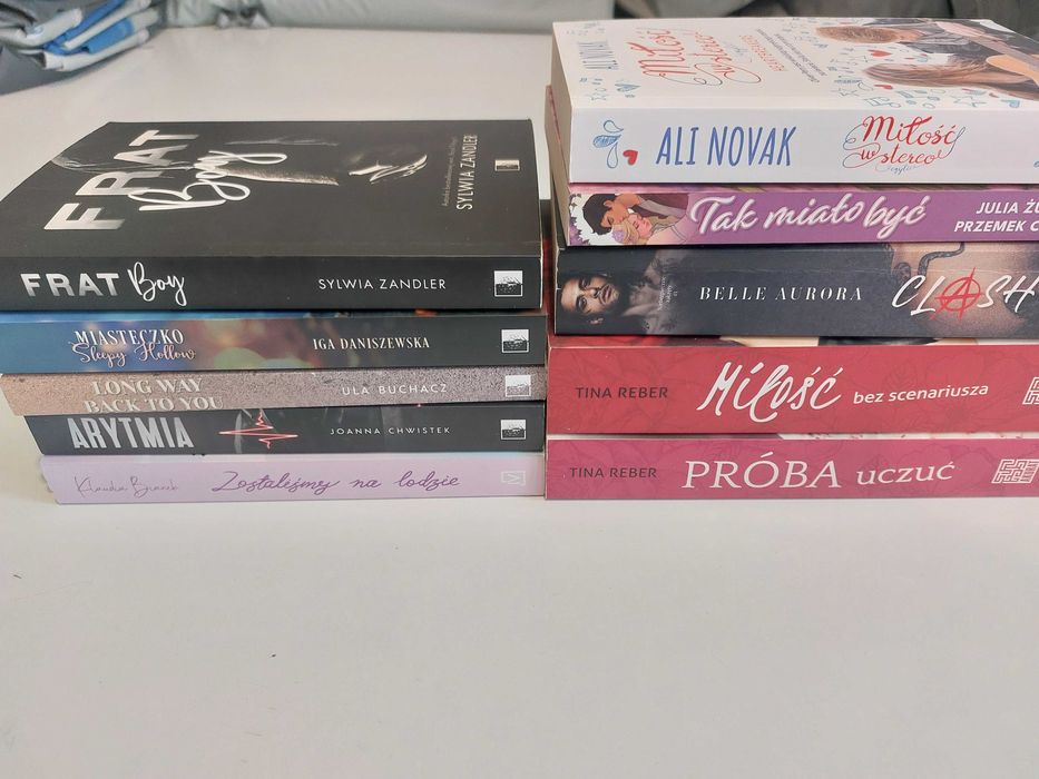 Zestaw 4 książek do samodzielnego wyboru