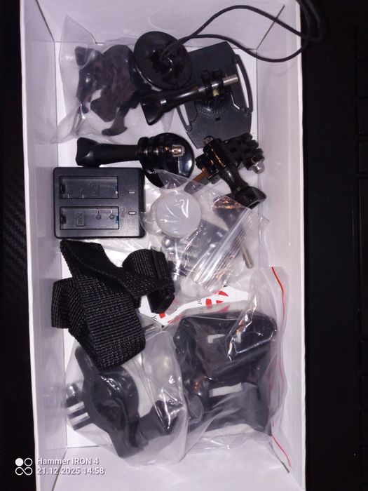 SJCAM SJ5000+ WiFi + ZESTAW AKCESORIÓW Kamera sportowa